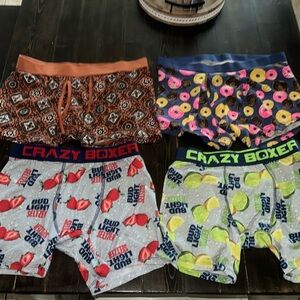 Men’s boxer underwear size large